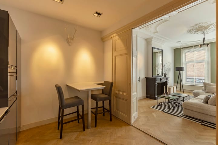 Photo 13 of Albert Cuypstraat 274-1