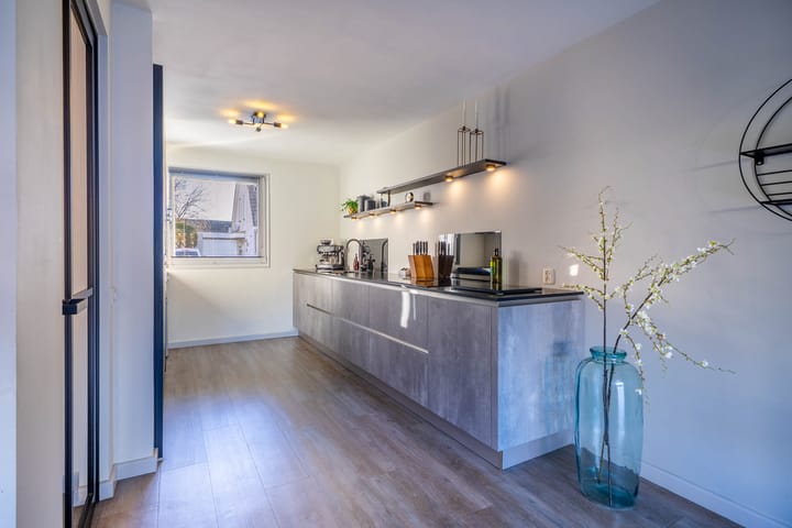 Foto 8 van Elise van Calcarstraat 50