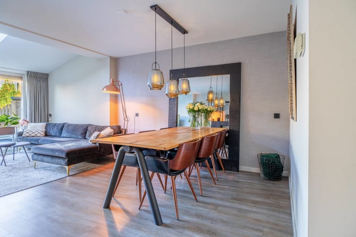 Foto 10 van Elise van Calcarstraat 50