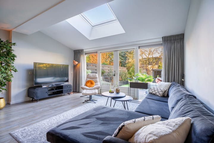 Foto 12 van Elise van Calcarstraat 50