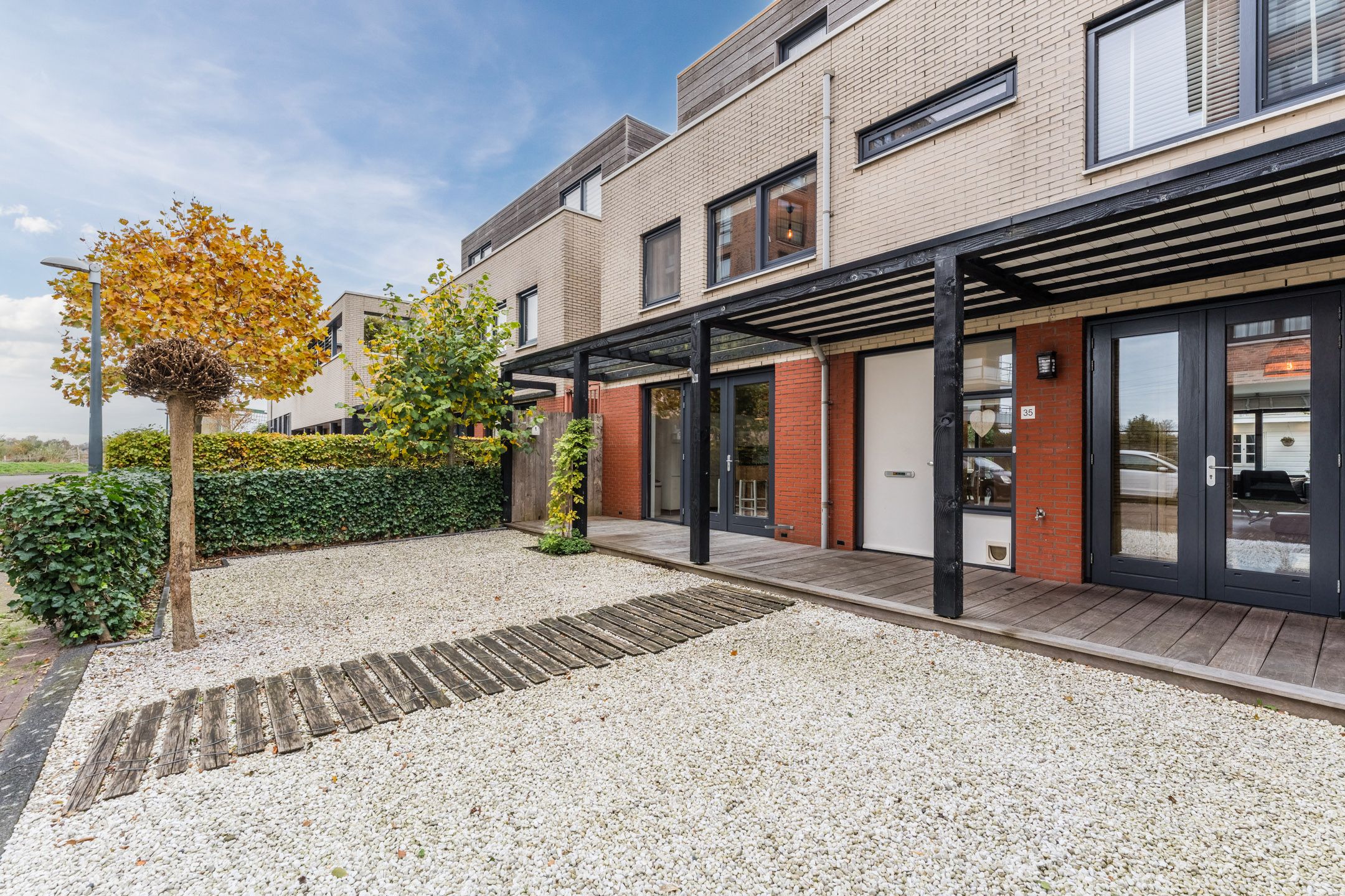 Photo 6 of Adriaan van Royenlaan 35
