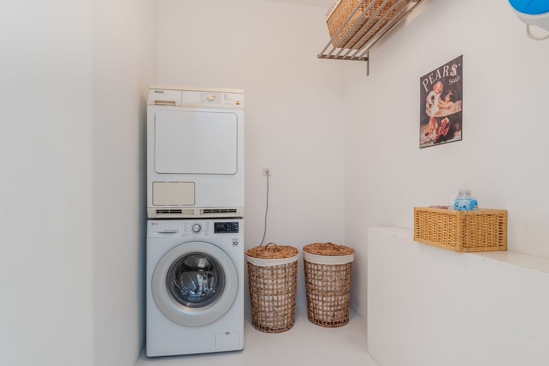 Photo 41 of Adriaan van Royenlaan 35