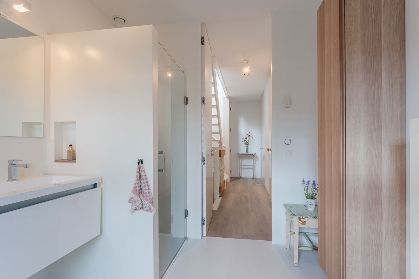 Photo 44 of Adriaan van Royenlaan 35