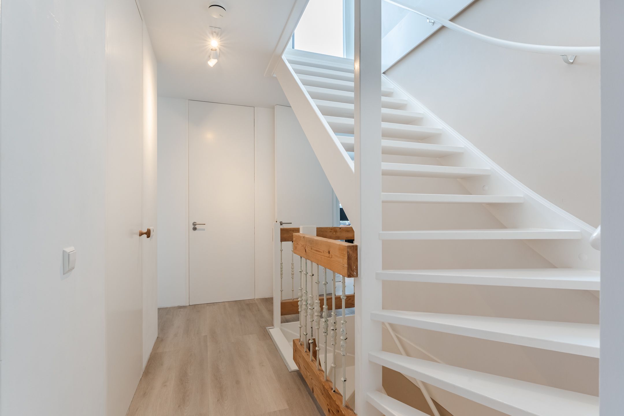 Photo 45 of Adriaan van Royenlaan 35