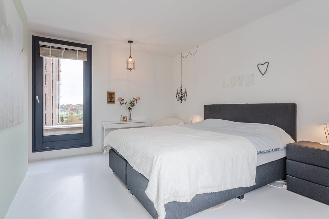 Photo 46 of Adriaan van Royenlaan 35