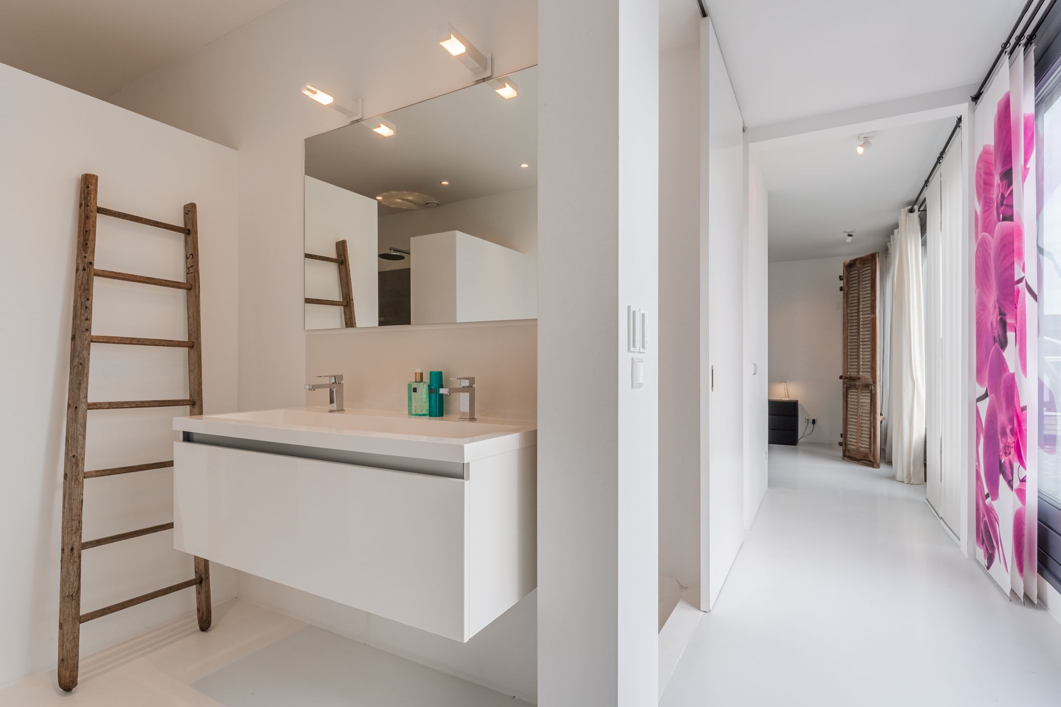 Photo 51 of Adriaan van Royenlaan 35