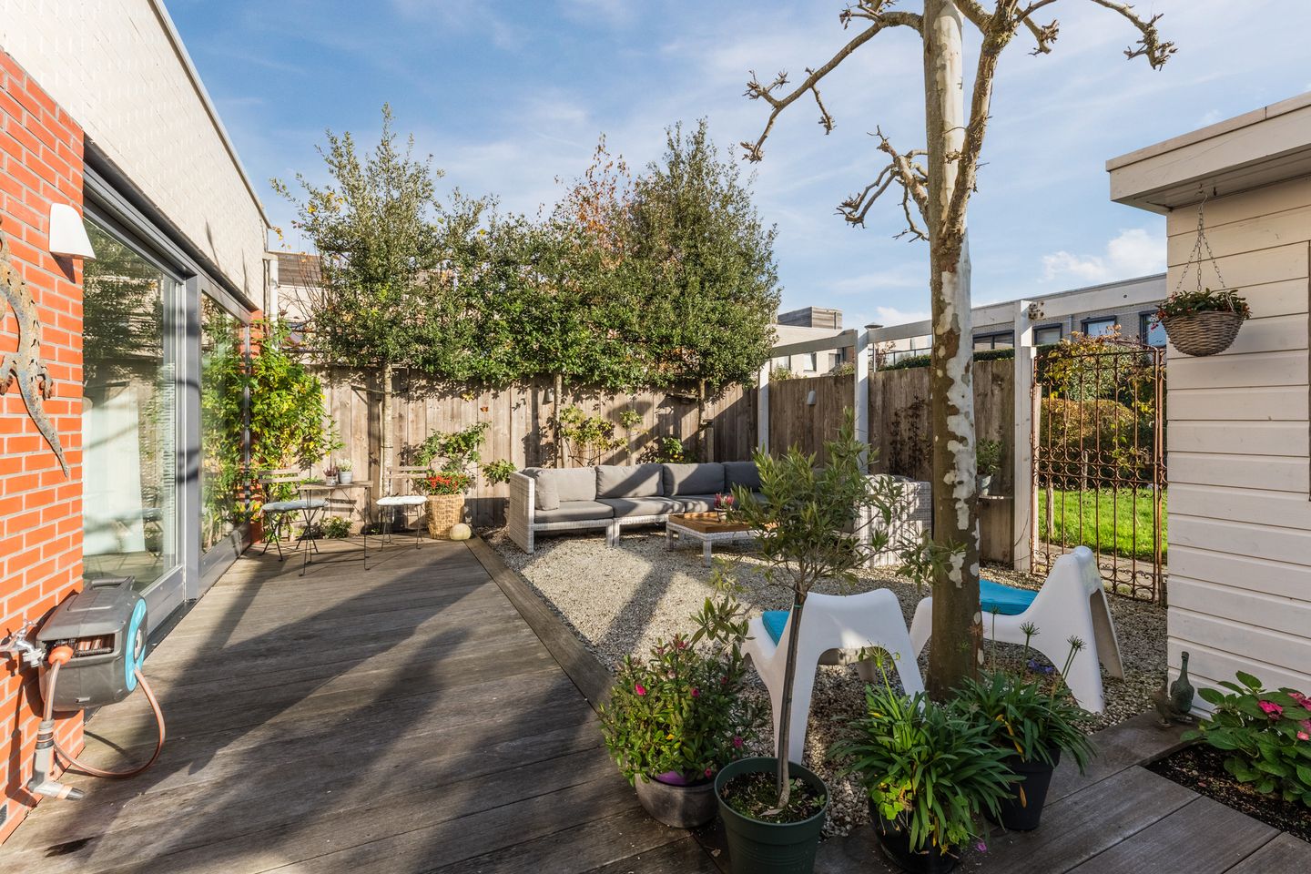 Photo 4 of Adriaan van Royenlaan 35