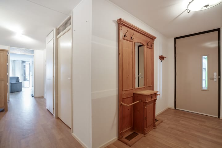 Foto 16 van Willy Brandtplein 258