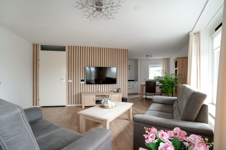 Foto 19 van Willy Brandtplein 258