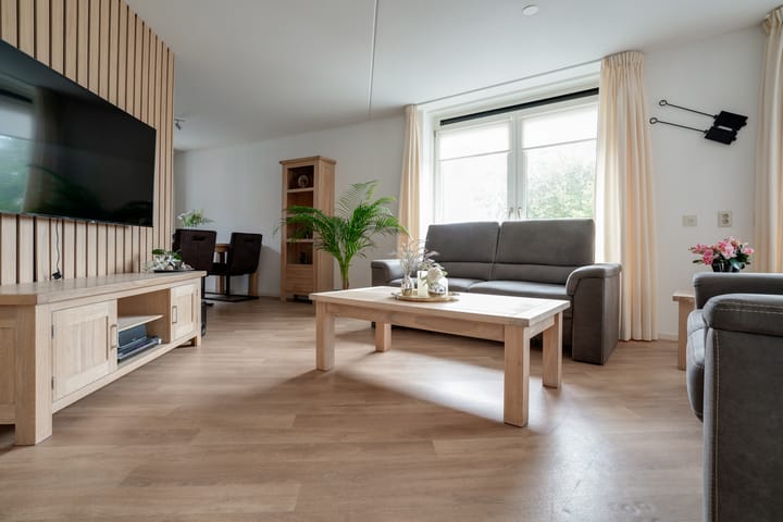 Foto 20 van Willy Brandtplein 258