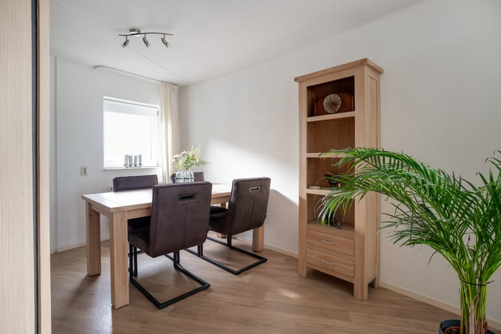 Foto 21 van Willy Brandtplein 258