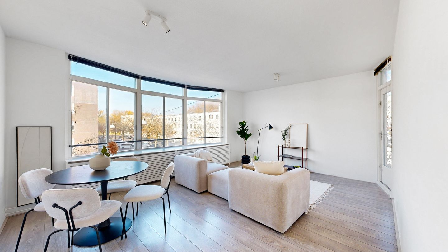 Photo 1 of Charlotte Brontéstraat 194