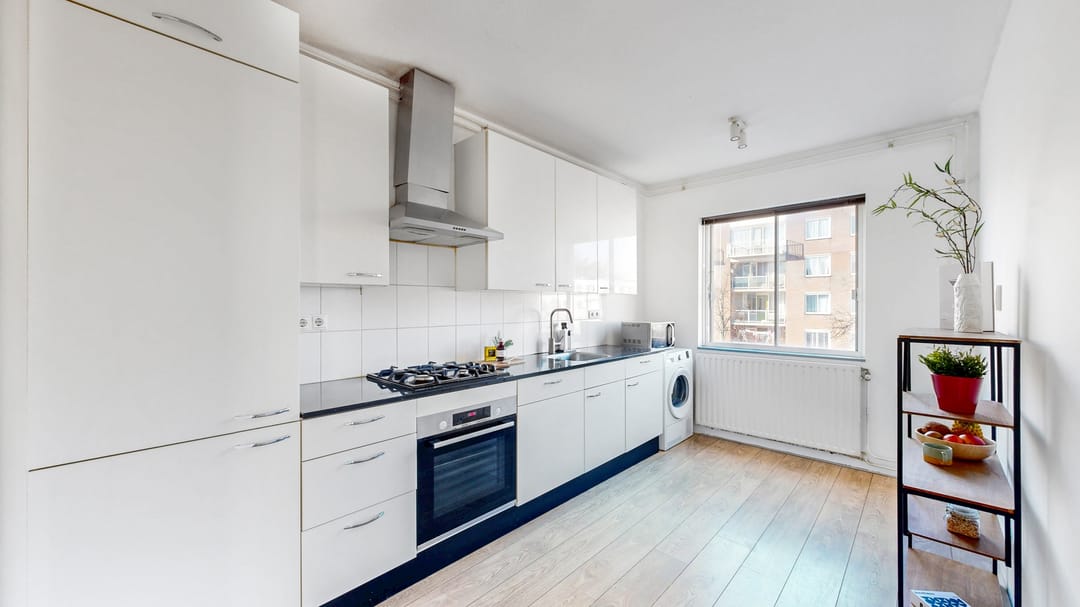 Photo 2 of Charlotte Brontéstraat 194