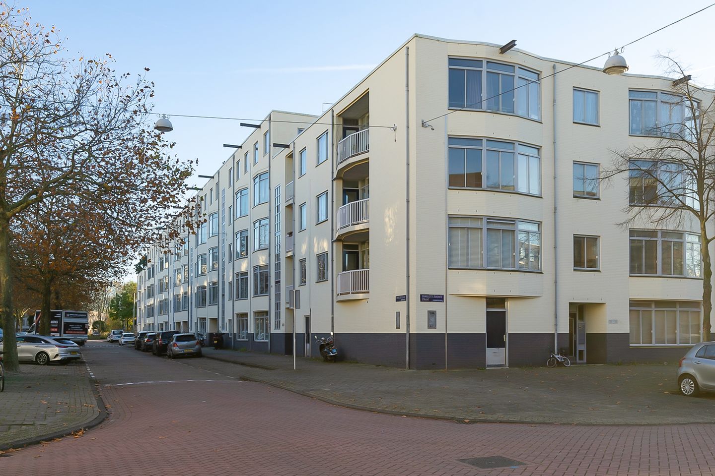 Photo 4 of Charlotte Brontéstraat 194