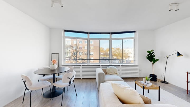 Photo 5 of Charlotte Brontéstraat 194