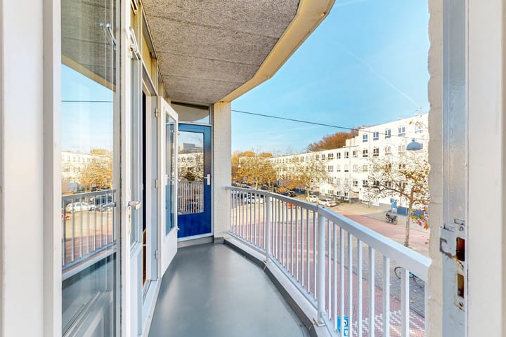 Photo 11 of Charlotte Brontéstraat 194