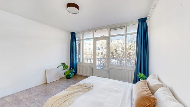 Photo 16 of Charlotte Brontéstraat 194