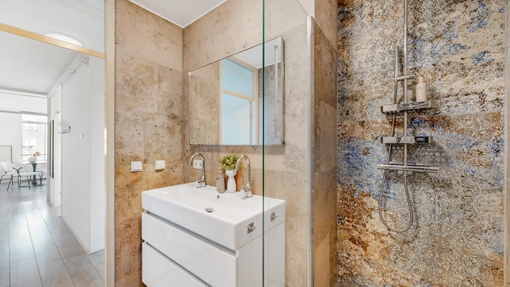 Photo 18 of Charlotte Brontéstraat 194