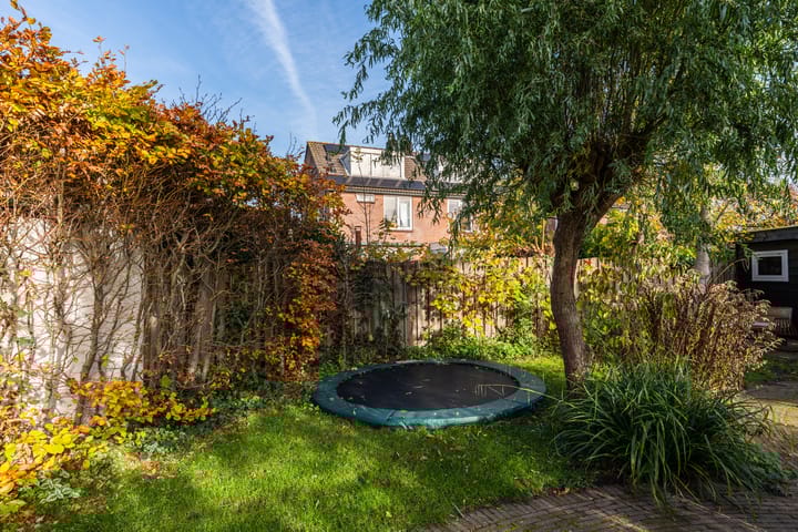 Photo 28 of Pinksterbloem 57