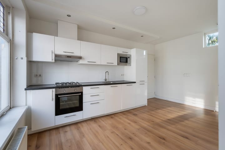 Foto 7 van Strevelsweg 222-A