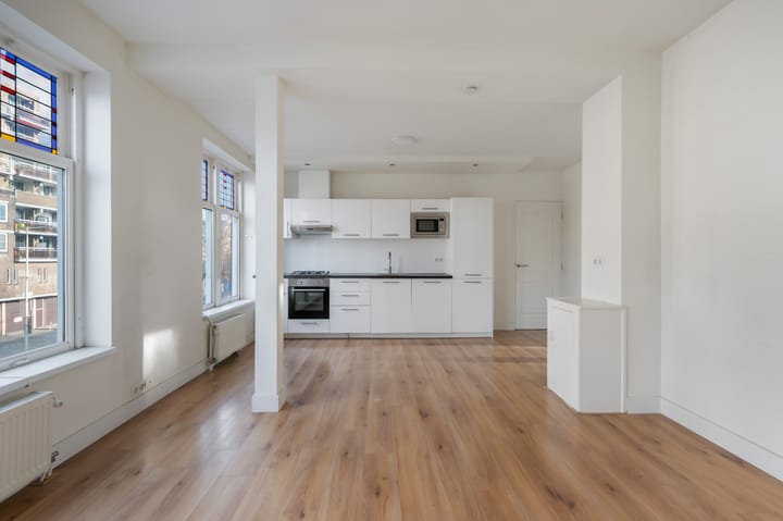 Foto 11 van Strevelsweg 222-A