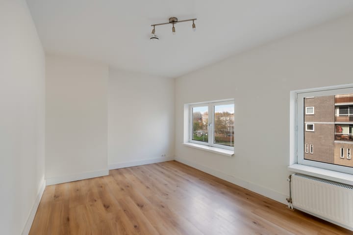 Foto 21 van Strevelsweg 222-A