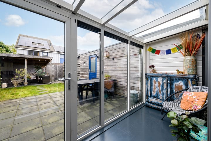 Foto 15 van Van Goghstraat 9