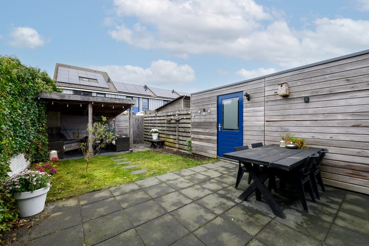 Foto 39 van Van Goghstraat 9