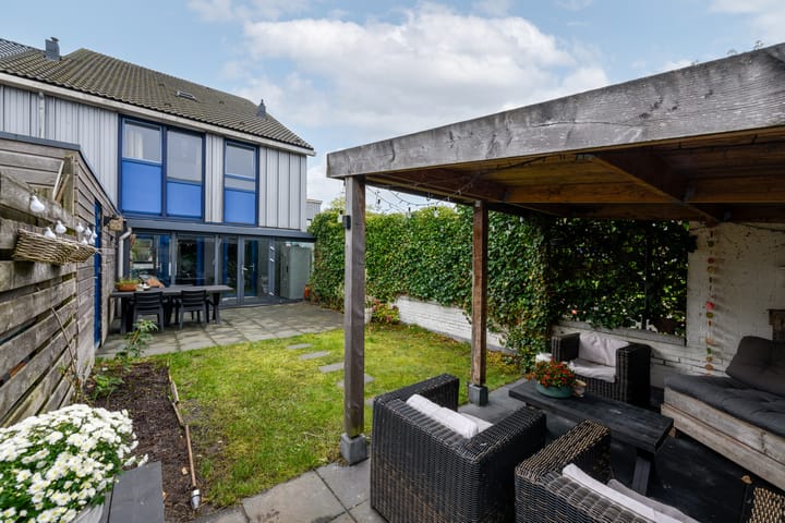 Foto 42 van Van Goghstraat 9