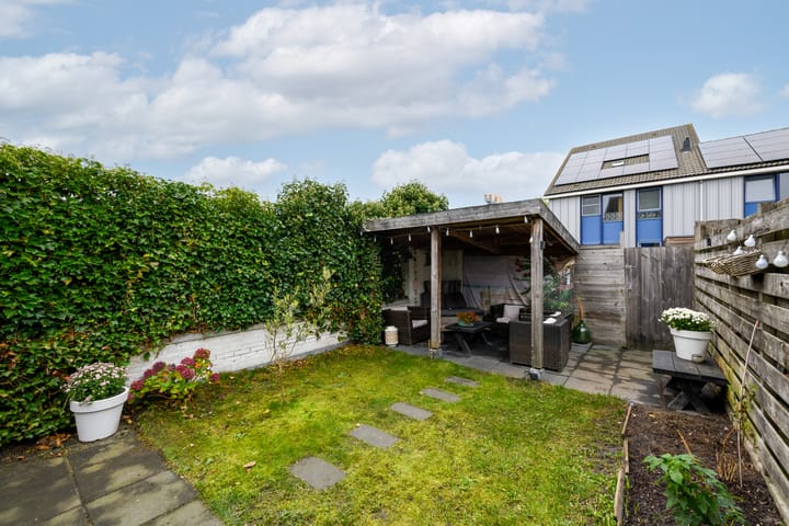 Foto 43 van Van Goghstraat 9