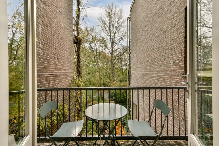 Photo 11 of Zocherstraat 75-2