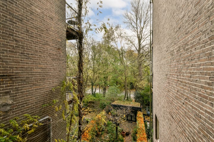 Photo 13 of Zocherstraat 75-2