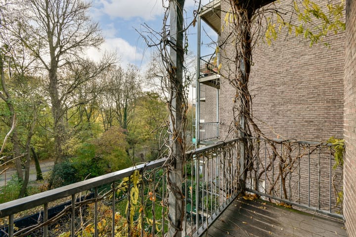 Photo 21 of Zocherstraat 75-2