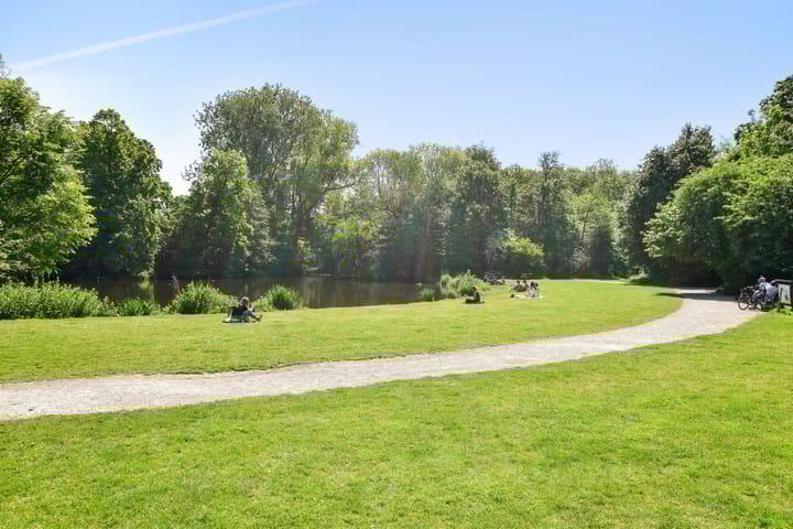 Photo 29 of Zocherstraat 75-2