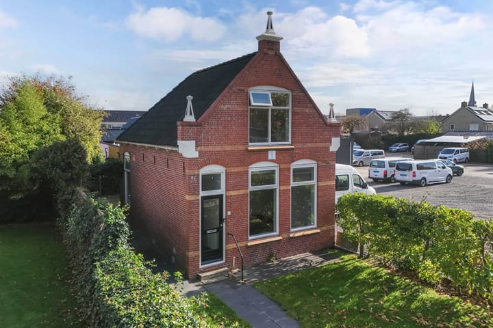 Vrijstaande woning te koop: Straatweg 20, Lemmer