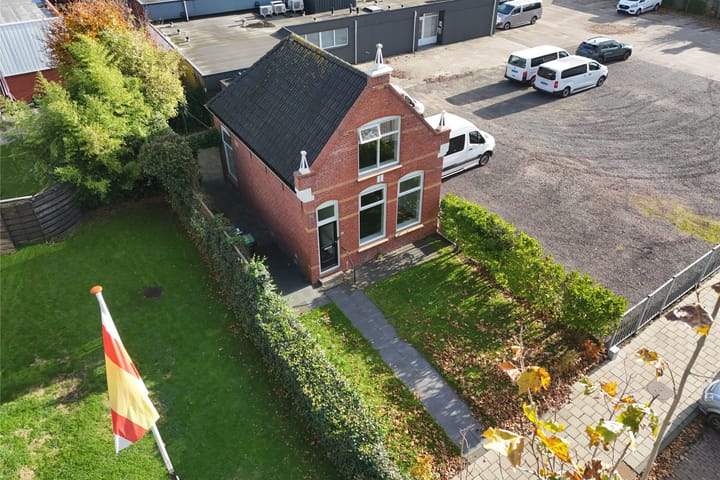 Vrijstaande woning te koop: Straatweg 20, Lemmer