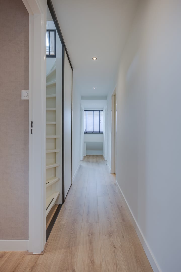 Photo 28 of Burgemeester Bakhuizenlaan 26