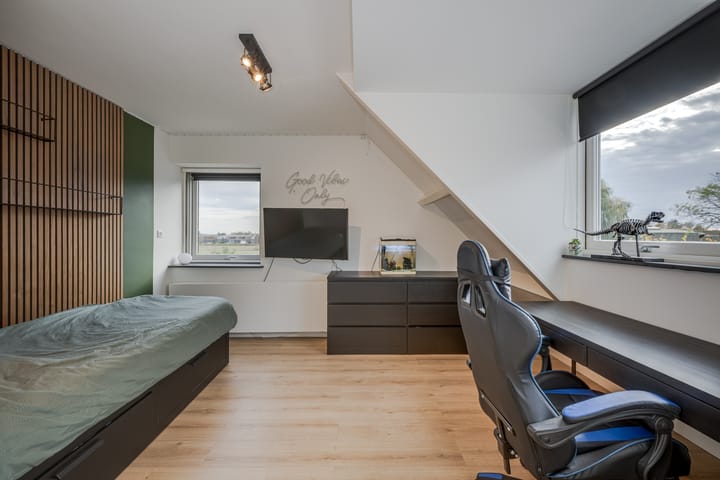 Photo 36 of Burgemeester Bakhuizenlaan 26