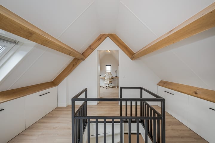 Photo 40 of Burgemeester Bakhuizenlaan 26