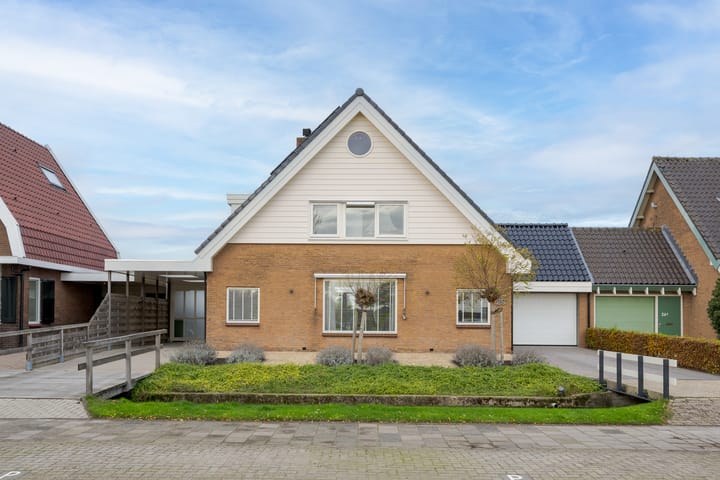 Photo 57 of Burgemeester Bakhuizenlaan 26