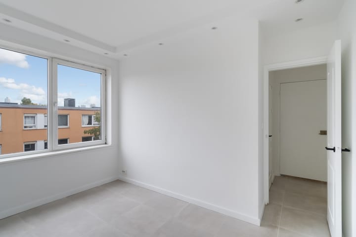 Photo 21 of Frans Bekkerstraat 100-D