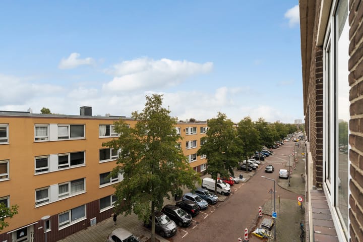 Photo 33 of Frans Bekkerstraat 100-D