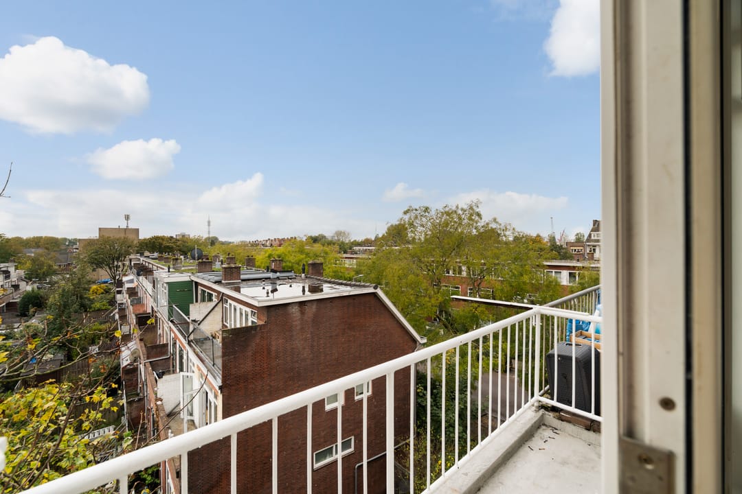 Photo 31 of Frans Bekkerstraat 100-D