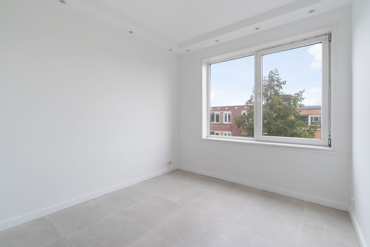 Photo 19 of Frans Bekkerstraat 100-D