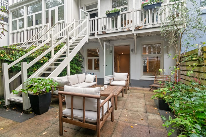 Foto 8 van Van Eeghenstraat 12-H