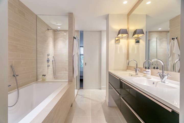 Foto 21 van Van Eeghenstraat 12-H