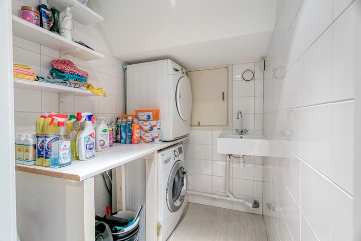 Foto 27 van Van Eeghenstraat 12-H