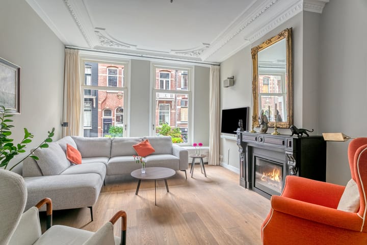 Foto 13 van Van Eeghenstraat 12-H