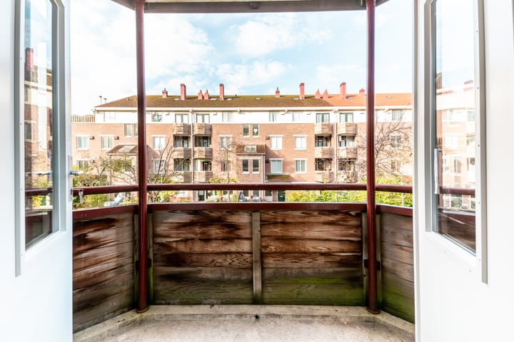 Photo 4 of Vleutenstraat 37