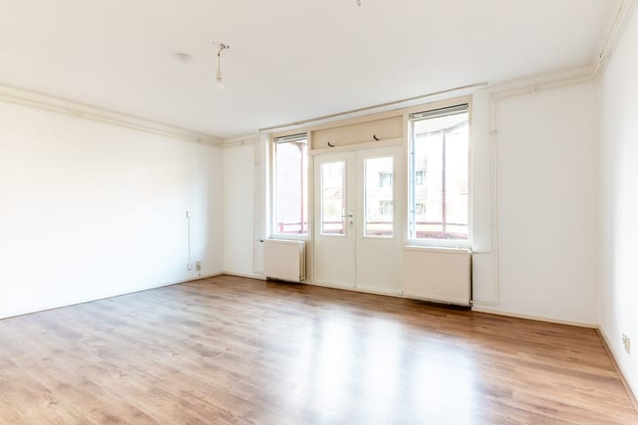 Photo 9 of Vleutenstraat 37